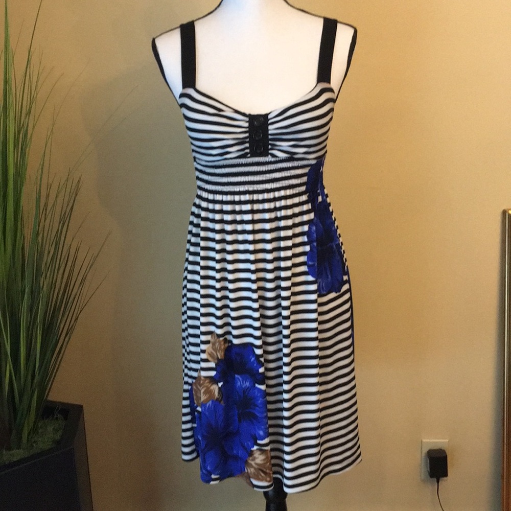 Carole Little sleeveless sun dress